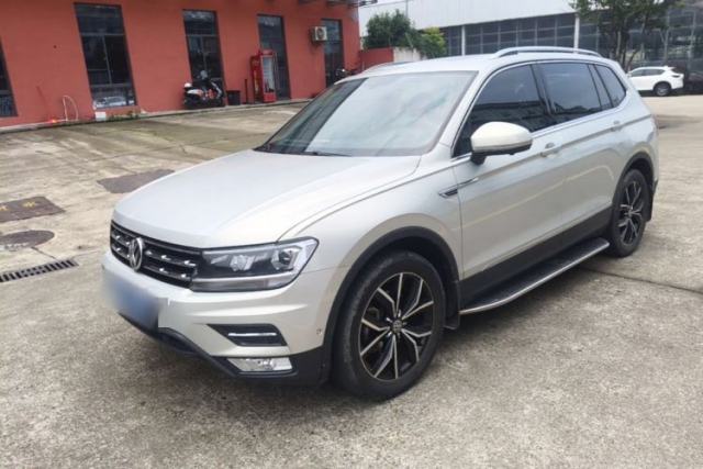 Used Volkswagen Tiguan L 2019 Revised 330TSI Automatic Two-Wheel Drive Smart & Luxury Edition China VI Standard