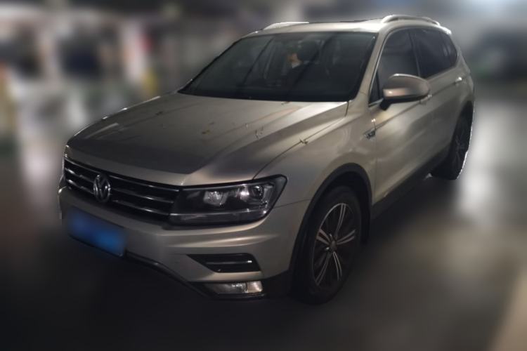 Used Volkswagen Tiguan L 2019 330TSI Automatic Two-Wheel Drive Panoramic Comfort Edition China VI Standard Guazi used car, China used car export, Used car for sale, Used cars, Cheapest cars for sale