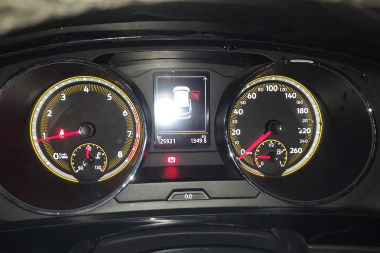Used Volkswagen Tiguan L 2019 330TSI Automatic Two-Wheel Drive Panoramic Comfort Edition China VI Standard Instrument Cluster