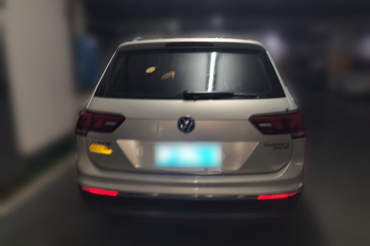 Used Volkswagen Tiguan L 2019 330TSI Automatic Two-Wheel Drive Panoramic Comfort Edition China VI Standard Rear