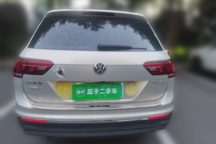 Used Volkswagen Tiguan L 2019 330TSI Automatic Two-Wheel Drive Smart Luxury Version China V Emission Standard Rear