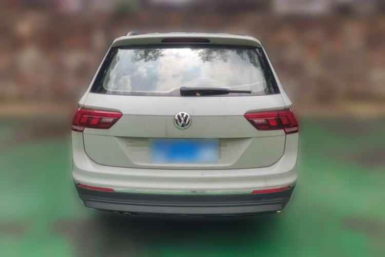 Used Volkswagen Tiguan L 2019 330TSI Automatic Two-Wheel Drive Panoramic Comfort Edition China VI Standard Rear