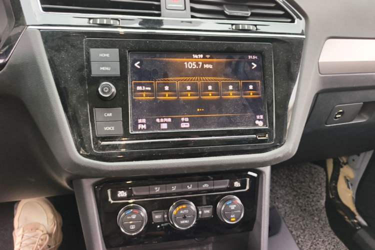 Used Volkswagen Tiguan L 2019 280TSI Automatic Two-Wheel Drive Panoramic Comfort Edition China V Standard Audio And AC Panel
