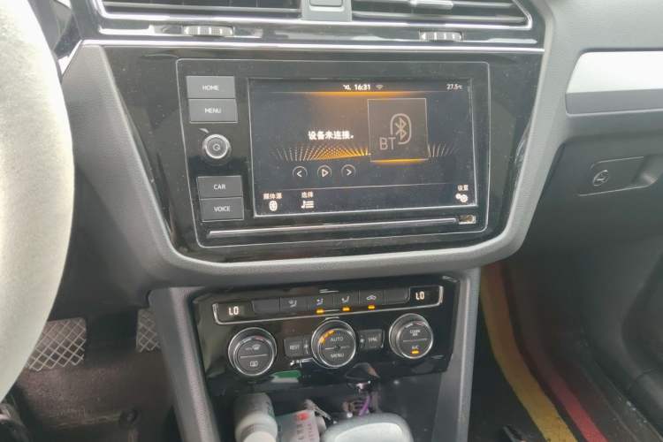 Used Volkswagen Tiguan L 2019 330TSI Automatic Two-Wheel Drive Panoramic Comfort Edition China VI Standard Audio And AC Panel