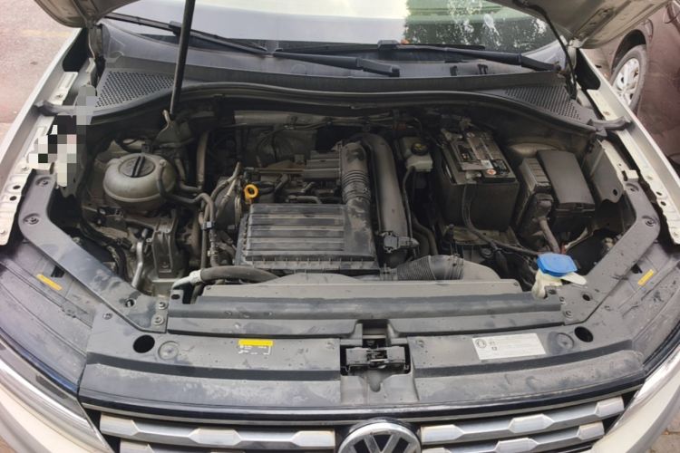 Used Volkswagen Tiguan L 2019 280TSI Automatic Two-Wheel Drive Panoramic Comfort Edition China V Standard Engine Bay