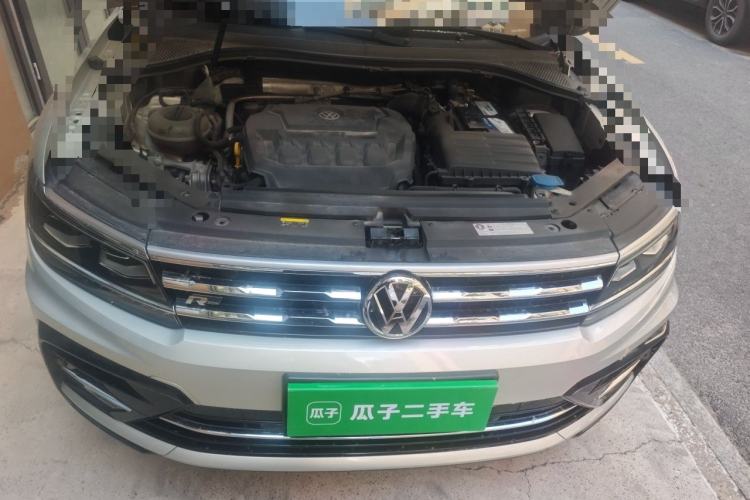 Used Volkswagen Tiguan L 2019 Restyled 330TSI Automatic Two-Wheel Drive R-Line Flagship Version China VI Standard Engine Bay