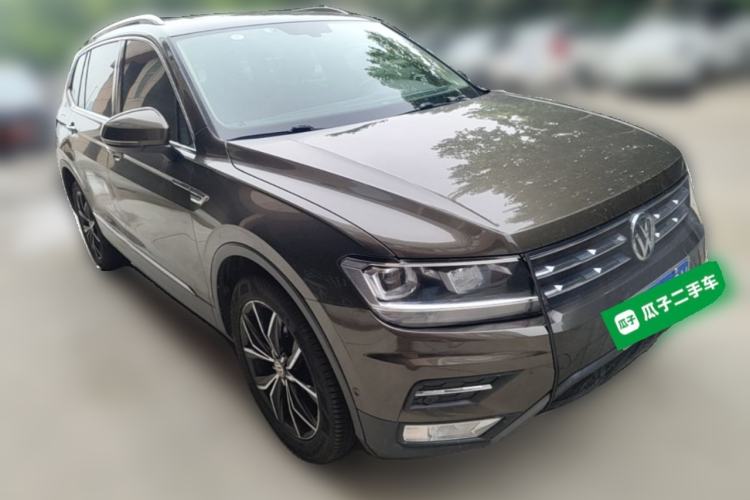 Used Volkswagen Tiguan L 2019 Revised Version 330TSI Automatic Two-Wheel Drive Intelligent Luxury Edition China V Standard Front Right 45 Deg