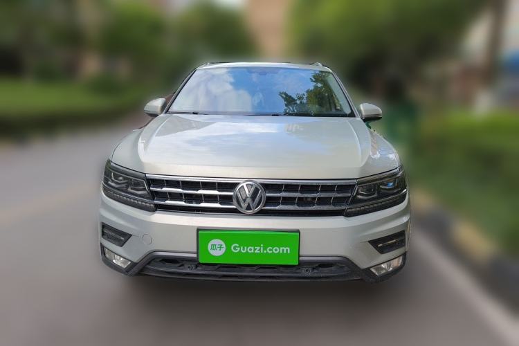Used Volkswagen Tiguan L 2019 380TSI Automatic All-Wheel Drive Luxury Edition with 7 Seats China VI Standard Front
