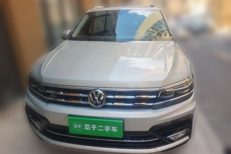 Used Volkswagen Tiguan L 2019 Restyled 330TSI Automatic Two-Wheel Drive R-Line Flagship Version China VI Standard Front
