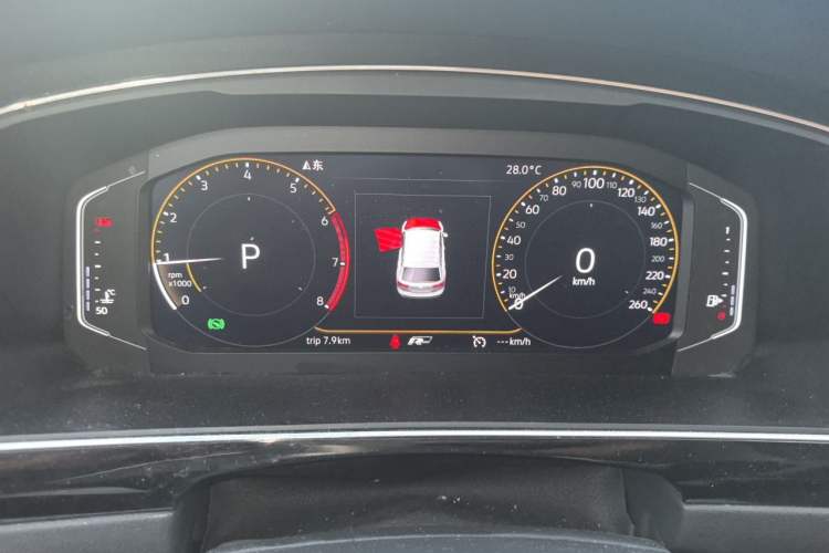 Used Volkswagen Tiguan L 2019 330TSI Automatic Two-Wheel Drive R-Line Flagship Model China VI Standard Instrument Cluster