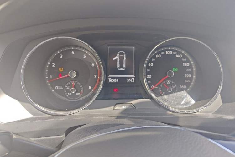 Used Volkswagen Tiguan L 2019 330TSI Automatic Two-Wheel Drive Luxury Edition China V Standard Instrument Cluster