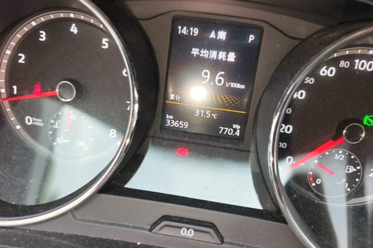 Used Volkswagen Tiguan L 2019 280TSI Automatic Two-Wheel Drive Panoramic Comfort Edition China V Standard Odometer Close Up