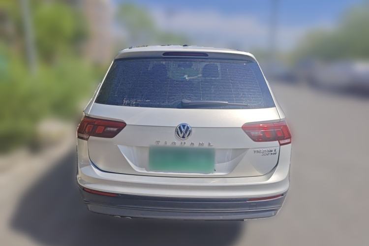 Used Volkswagen Tiguan L 2019 330TSI Automatic Two-Wheel Drive Luxury Edition China V Standard Rear