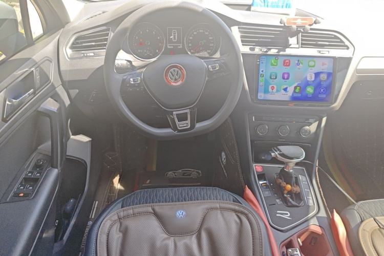 Used Volkswagen Tiguan L 2019 330TSI Automatic Two-Wheel Drive Luxury Edition China V Standard Steering Wheel
