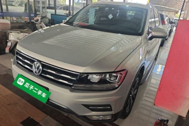 Used Volkswagen Tiguan L 2019 Updated Version 330TSI Automatic Two-Wheel Drive Panoramic Comfort Edition China VI Standard