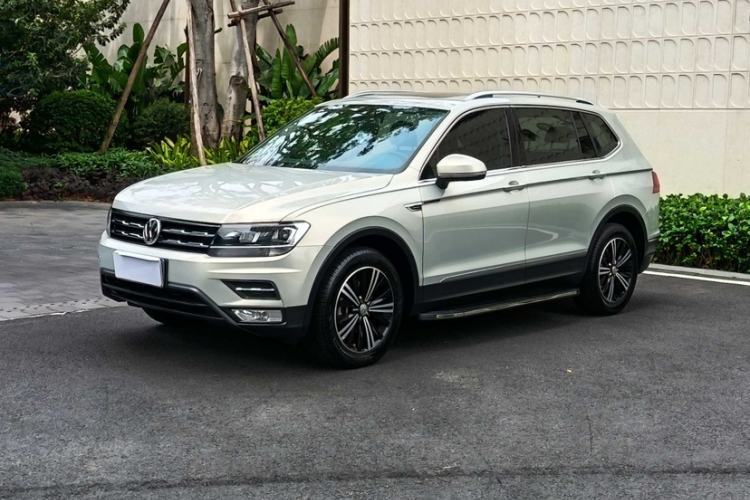 Used Volkswagen Tiguan L 2019 Updated Version 330TSI Automatic Two-Wheel Drive Panoramic Comfort Edition China VI Standard Guazi used car, China used car export, Used car for sale, Used cars, Cheapest cars for sale