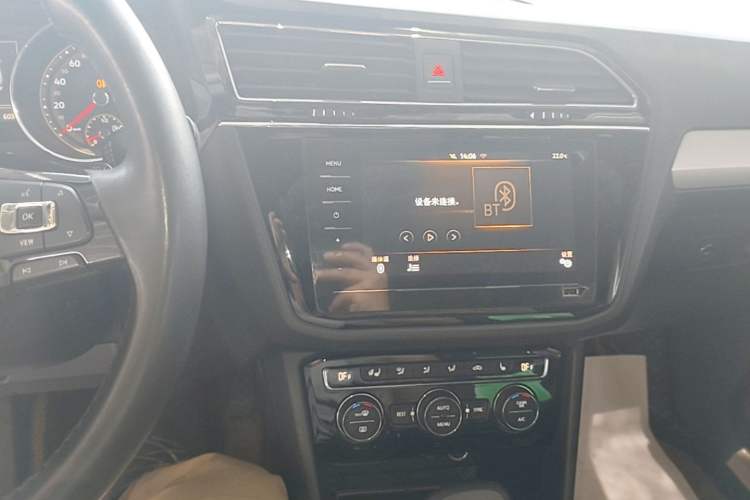 Used Volkswagen Tiguan L 2019 330TSI Automatic Two-Wheel Drive Smart Luxury Version China VI Standard Audio And AC Panel
