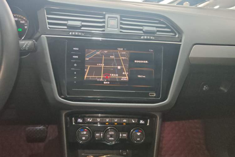 Used Volkswagen Tiguan L 2019 Revised 330TSI Automatic Two-Wheel Drive Smart & Luxury Edition China VI Standard Audio And AC Panel