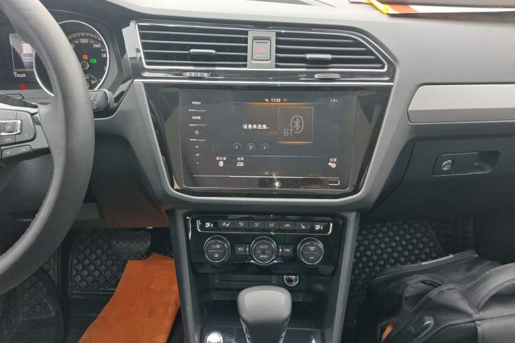 Used Volkswagen Tiguan L 2019 Revised 330TSI Automatic Two-Wheel Drive Smart & Luxury Edition China VI Standard Audio And AC Panel