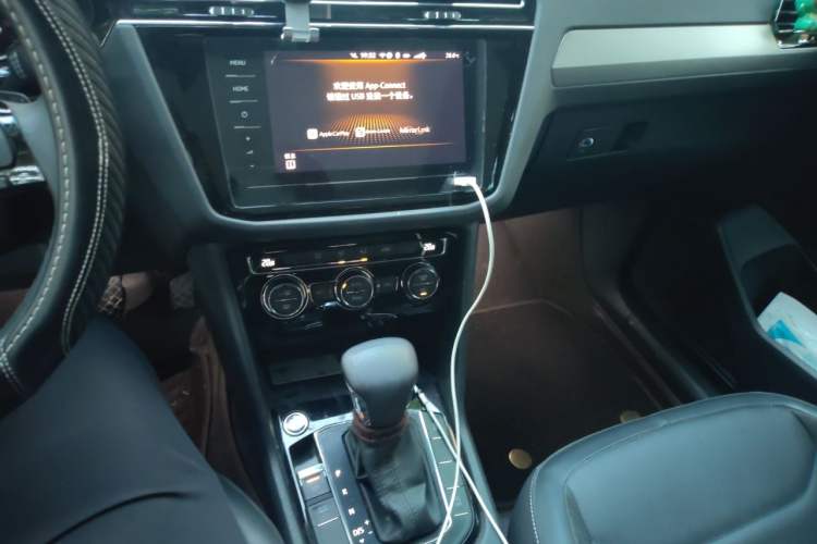 Used Volkswagen Tiguan L 2019 280TSI Automatic Two-Wheel Drive Panoramic Comfort Edition China VI Standard Audio And AC Panel