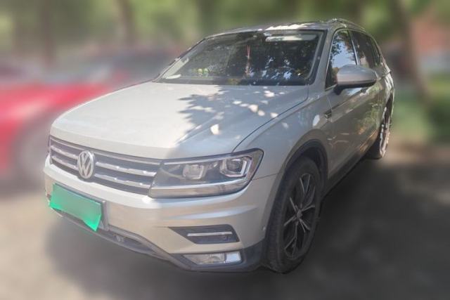 Used Volkswagen Tiguan L 2019 Revised 330TSI Automatic Two-Wheel Drive Smart & Luxury Edition China VI Standard