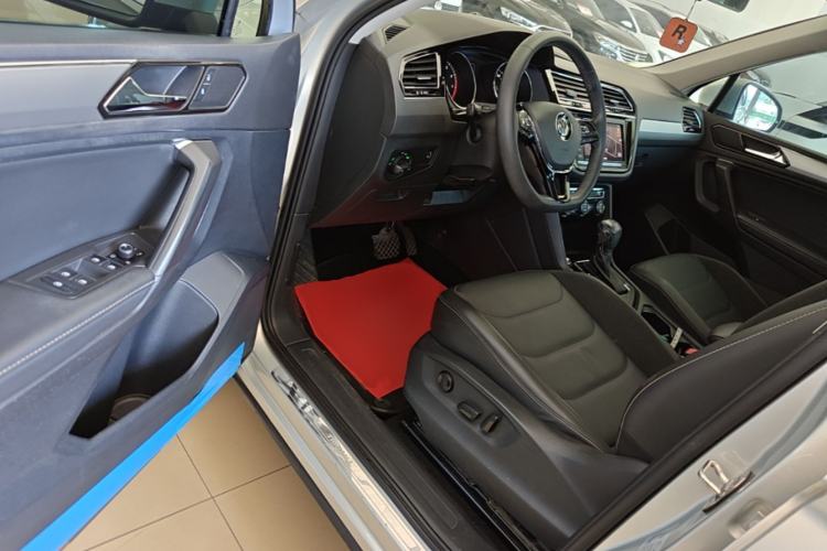 Used Volkswagen Tiguan L 2019 330TSI Automatic Two-Wheel Drive Panoramic Comfort Edition China VI Standard Driver Seat