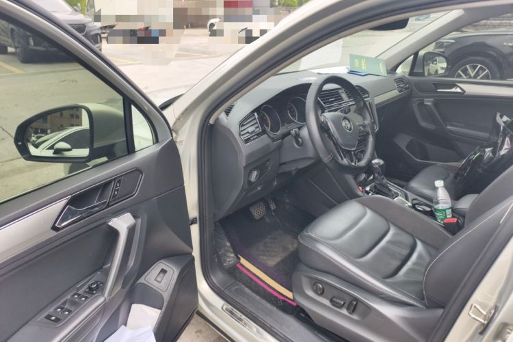 Used Volkswagen Tiguan L 2019 Revised 330TSI Automatic Two-Wheel Drive Smart & Luxury Edition China VI Standard Driver Seat