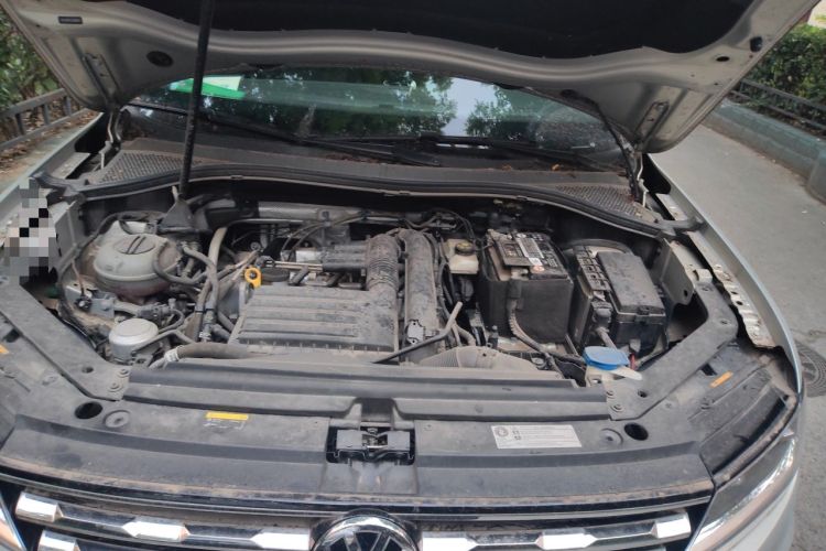 Used Volkswagen Tiguan L 2019 280TSI Automatic Two-Wheel Drive Panoramic Comfort Edition China VI Standard Engine Bay