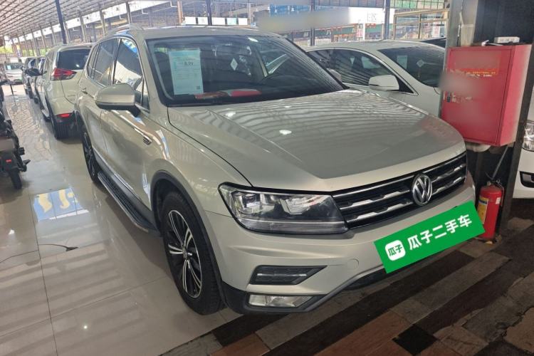 Used Volkswagen Tiguan L 2019 Updated Version 330TSI Automatic Two-Wheel Drive Panoramic Comfort Edition China VI Standard Exterior 1