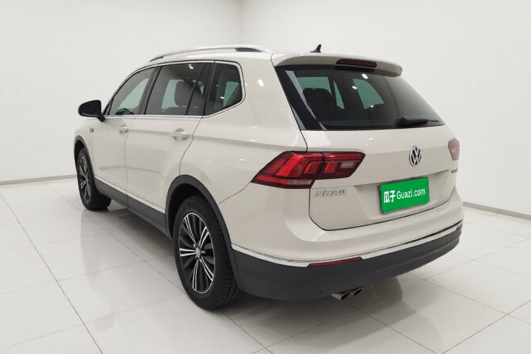 Used Volkswagen Tiguan L 2019 Updated Version 330TSI Automatic Two-Wheel Drive Panoramic Comfort Edition China VI Standard Exterior 2