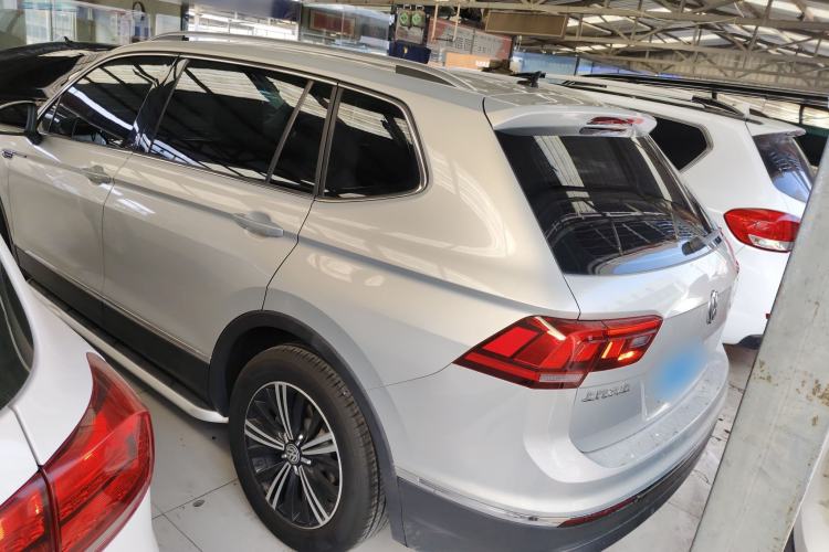 Used Volkswagen Tiguan L 2019 Updated Version 330TSI Automatic Two-Wheel Drive Panoramic Comfort Edition China VI Standard Exterior 3