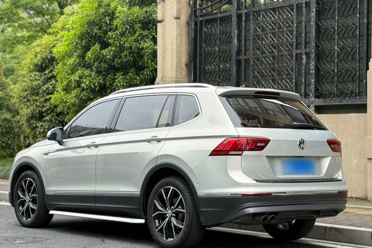 Used Volkswagen Tiguan L 2019 330TSI Automatic Two-Wheel Drive Smart Luxury Version China VI Standard Exterior 4