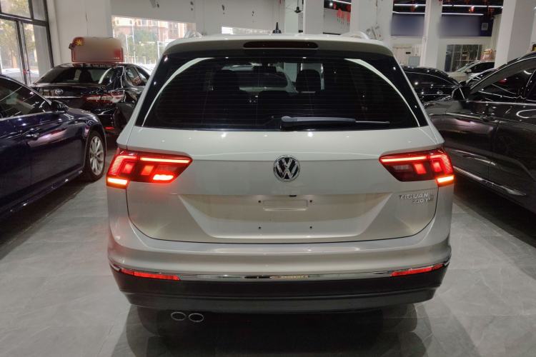 Used Volkswagen Tiguan L 2019 330TSI Automatic Two-Wheel Drive Panoramic Comfort Edition China VI Standard Exterior 4