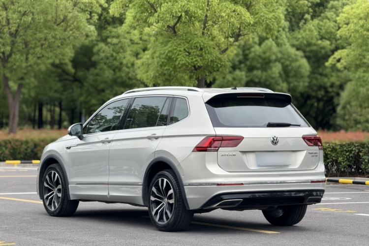 Used Volkswagen Tiguan L 2019 380TSI Automatic All-Wheel Drive R-Line Prestige Flagship Model China VI Standard Exterior 5