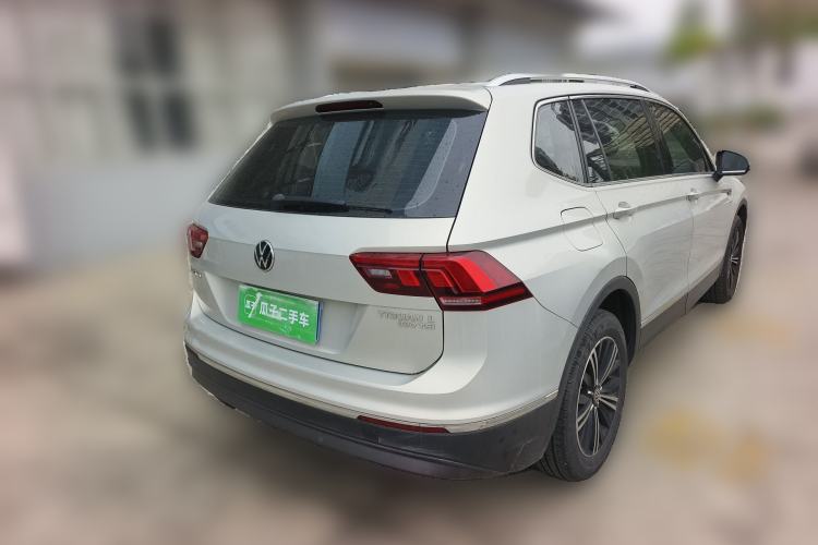 Used Volkswagen Tiguan L 2019 Updated Version 330TSI Automatic Two-Wheel Drive Panoramic Comfort Edition China VI Standard Exterior 5