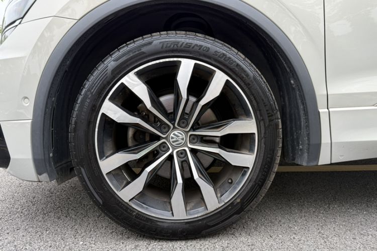 Used Volkswagen Tiguan L 2019 380TSI Automatic All-Wheel Drive R-Line Prestige Flagship Model China VI Standard Exterior 6