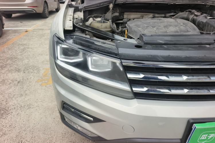Used Volkswagen Tiguan L 2019 Updated Version 330TSI Automatic Two-Wheel Drive Panoramic Comfort Edition China VI Standard Exterior 6