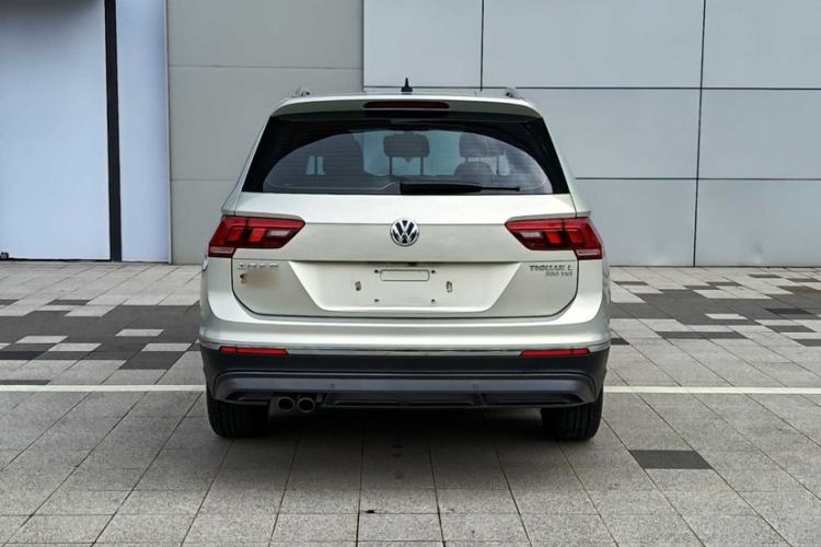 Used Volkswagen Tiguan L 2019 Updated Version 330TSI Automatic Two-Wheel Drive Panoramic Comfort Edition China VI Standard Exterior 9