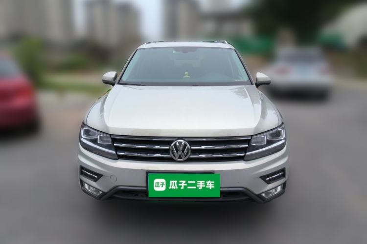 Used Volkswagen Tiguan L 2019 Revised 330TSI Automatic Two-Wheel Drive Smart & Luxury Edition China VI Standard Front