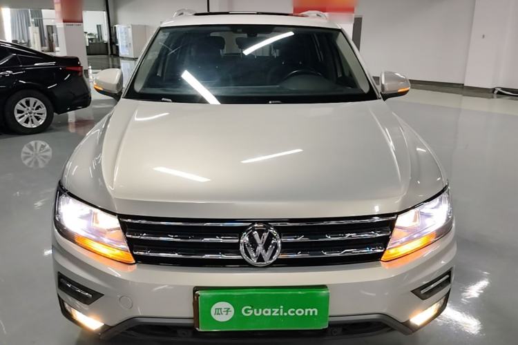 Used Volkswagen Tiguan L 2019 330TSI Automatic Two-Wheel Drive Smart Luxury Version China V Emission Standard Front