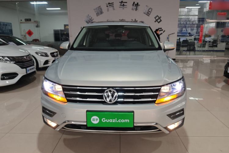 Used Volkswagen Tiguan L 2019 Revised 330TSI Automatic Two-Wheel Drive Smart & Luxury Edition China VI Standard Front
