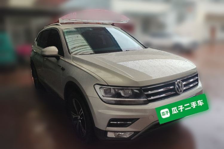 Used Volkswagen Tiguan L 2019 Revised Version 280TSI Automatic Two-Wheel Drive Panoramic Comfort Edition China VI Standard Front Right 45 Deg