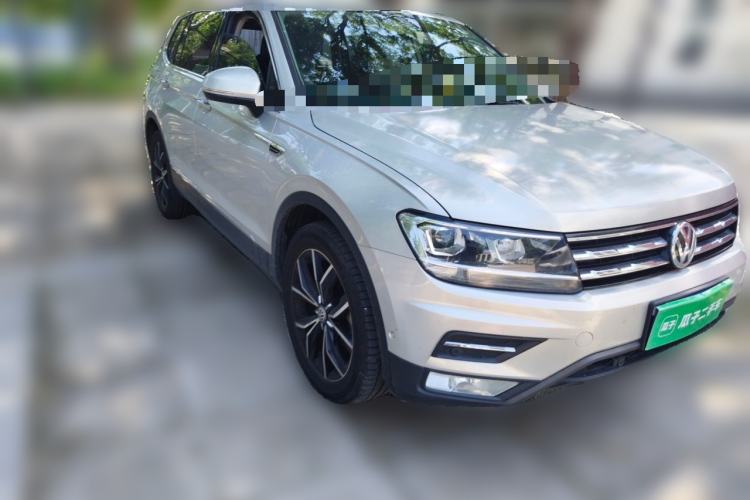 Used Volkswagen Tiguan L 2019 330TSI Automatic Two-Wheel Drive Smart Luxury Version China V Emission Standard Front Right 45 Deg