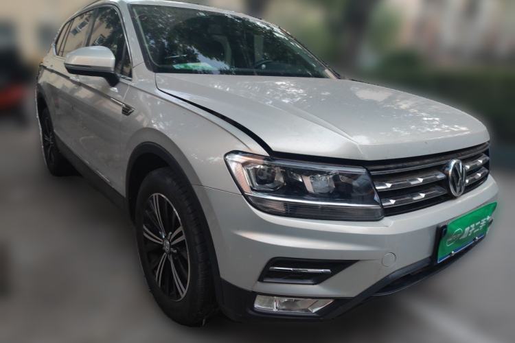 Used Volkswagen Tiguan L 2019 280TSI Automatic Two-Wheel Drive Panoramic Comfort Edition China VI Standard Front Right 45 Deg