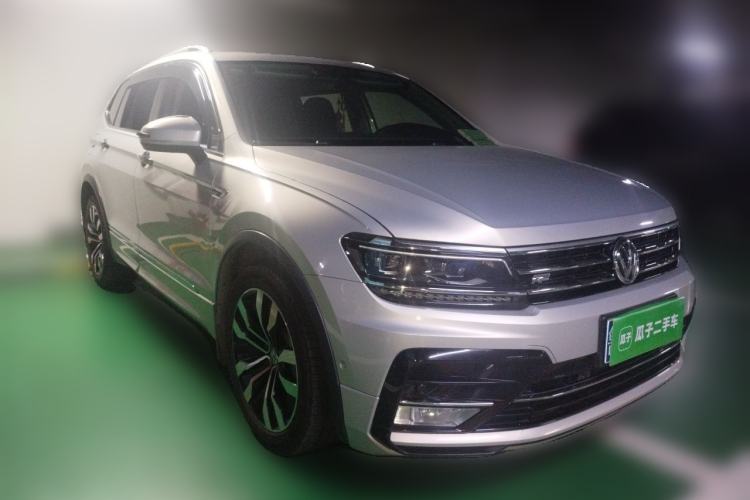 Used Volkswagen Tiguan L 2019 330TSI Automatic Two-Wheel Drive R-Line Flagship Edition China V Standard Front Right 45 Deg