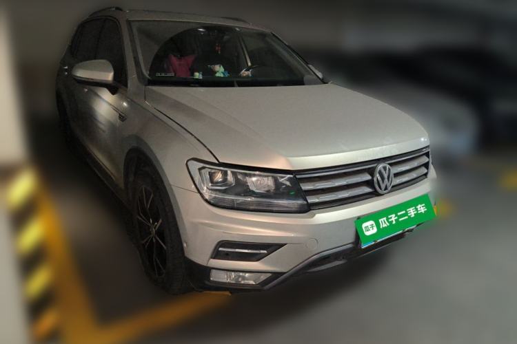 Used Volkswagen Tiguan L 2019 Revised Version 330TSI Automatic Two-Wheel Drive Intelligent Luxury Edition China V Standard Front Right 45 Deg