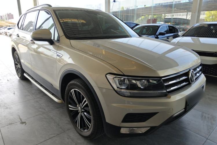 Used Volkswagen Tiguan L 2019 330TSI Automatic Two-Wheel Drive Luxury Edition China VI Standard Front Right 45 Deg