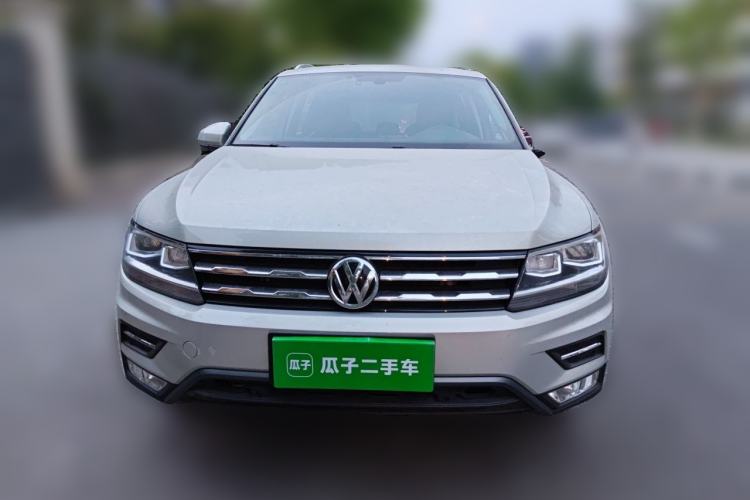 Used Volkswagen Tiguan L 2019 Revised 330TSI Automatic Two-Wheel Drive Smart & Luxury Edition China VI Standard Front