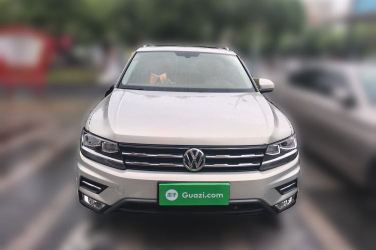 Used Volkswagen Tiguan L 2019 Updated Version 330TSI Automatic Two-Wheel Drive Panoramic Comfort Edition China VI Standard Front