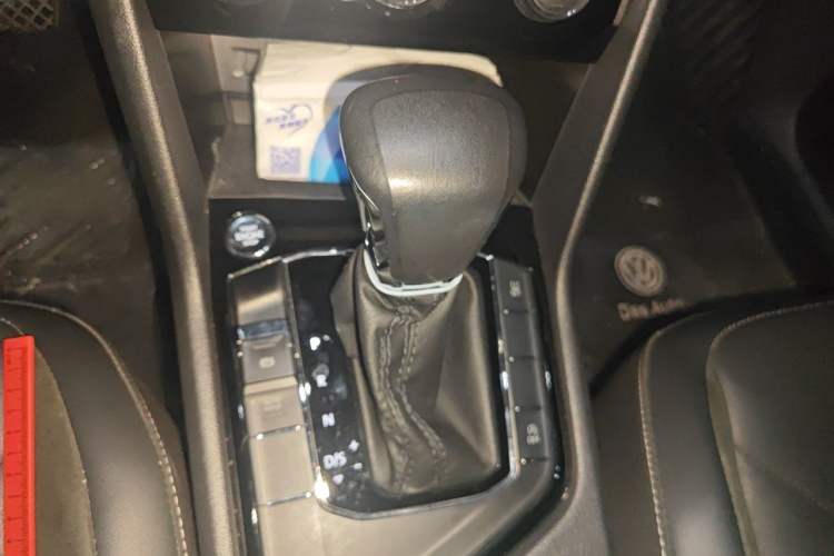 Used Volkswagen Tiguan L 2019 330TSI Automatic Two-Wheel Drive Panoramic Comfort Edition China VI Standard Gear Lever